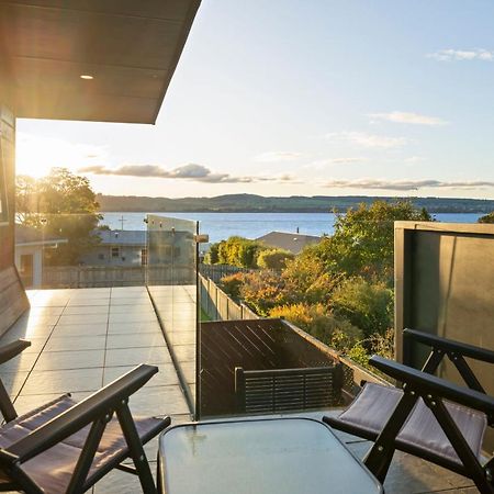 Taupo Escape - Rainbow Point Holiday Home מראה חיצוני תמונה