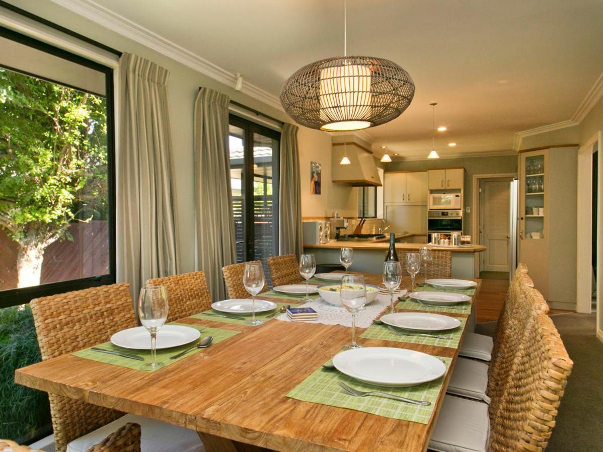 Taupo Escape - Rainbow Point Holiday Home מראה חיצוני תמונה